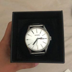 BRAND NEW Nixon Men’s Watch